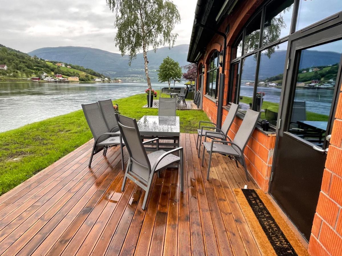 Olden Apartments 2 Stryn Zewnętrze zdjęcie